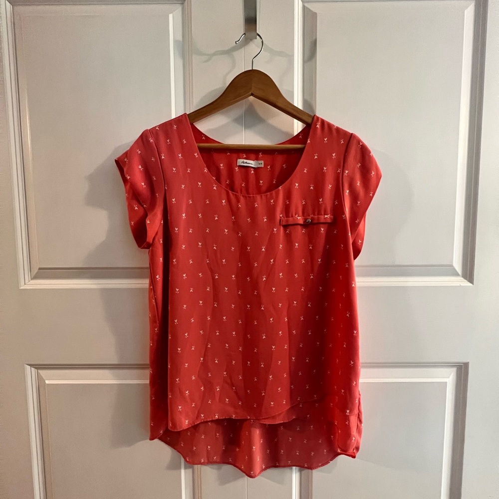 Reitmans High-Low cut blouse